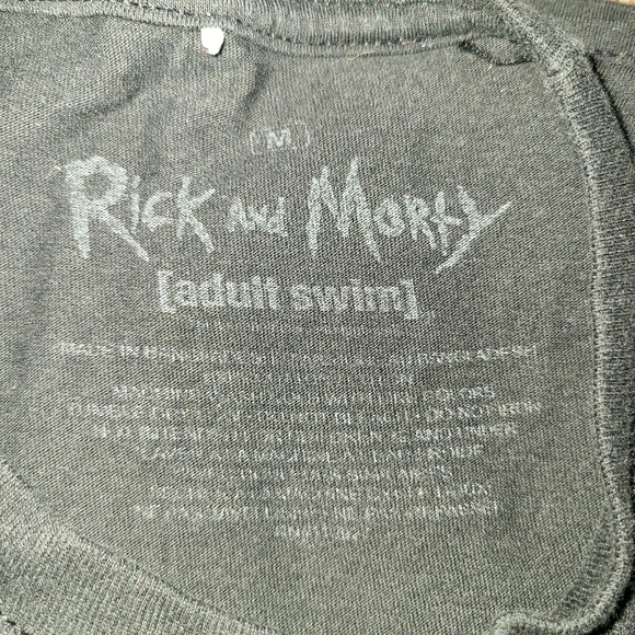 RICK and Morty t-shirt Sz M. 🙂 - Picture 3 of 3